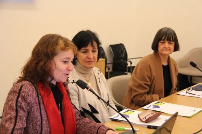 Gabriela Martini, Alicia Salomone y Rosa Devés reunión con delegación de Paraguay