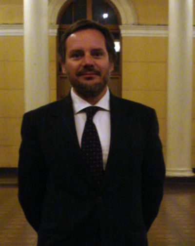 El Profesor Miguel Seixas, Director del Centro de Estudios Heráldicos de la Universidad de Lousiada en Lisboa, Portugal 
