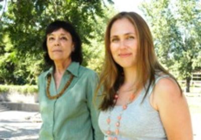 Las Prof. Carmen Luz de la Maza y Claudia Cerda especialistas en impactos en reservas naturales.
