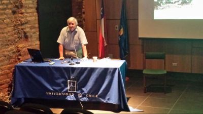 Profesores dictaron charlas sobre diversas temáticas. En la imagen el Profesor Manuel Rodríguez.