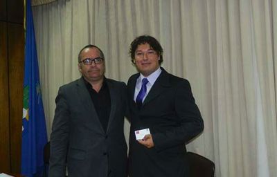Pablo del Campo junto a Fernando Rosselot, director ejecutivo del Infor e invitado especial a la defensa del estudiante. 