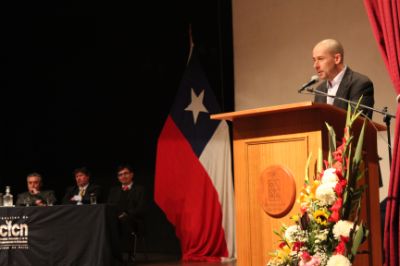 Alexis Segovia fue el encargado de dar el discurso en la ceremonia de graduación. 