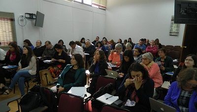Los 17 representantes de las unidades académicas de la U. de Chile se reunieron en la Sala Prof. José Tomás Karsulovic Carrasco de la Fac.de Cs.Forestales y de la Conservación de la Naturaleza.