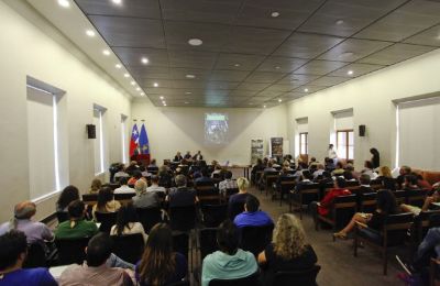 El lanzamiento se realizó en Casa Central de la Universidad de Chile y tuvo una gran concurrencia.