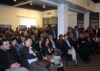 Lanzamiento del libro La política sin los intelectuales, en Concepción.