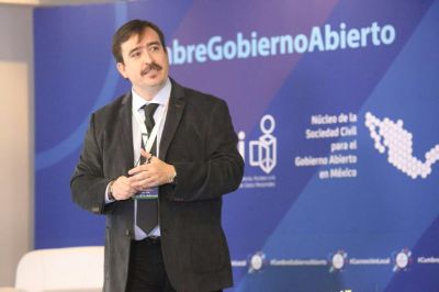 Profesor Ramírez Alujas participa en la I Cumbre Nacional de Gobierno Abierto en México