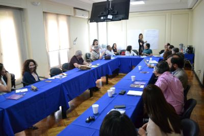 Académicos INAP participan en taller Democracia e Igualdad en el Aula