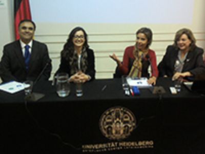 Sergio Peña Neira, Paula Nuño, Astrid Espaliat y Beatriz Ramacciotti, participaron en el primer panel sobre Democracia, Paz y Justicia.