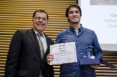 El premio Felipe Álvarez tuvo por objetivo reconocer la innovación y emprendimiento en la Educación Superior.