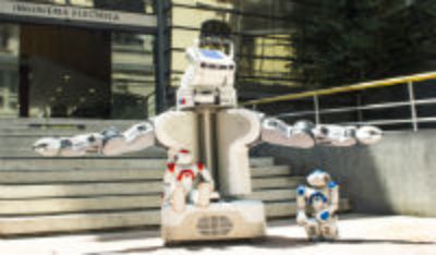 Robots utilizados en la investigación del profesor Becerra.