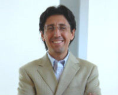 Javier Ruiz del Solar, académico del Departamento de Ingeniería Eléctrica FCFM y director del AMTC.