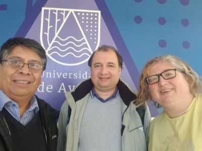 Patricio Poblete, Benjamín Bustos y Jocelyn Simmonds, académicos del DCC.