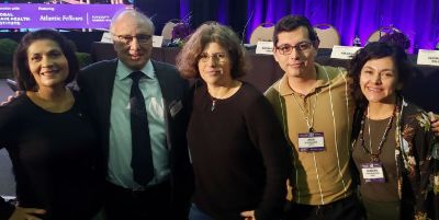 Doctores María Carrillo, Bruce Miller, Andrea Slachevsky, Jean Gajardo y Carolina Delgado en el congreso de la Alzheimer’s Association en Sao Paulo. 