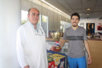 Patricio Sepúlveda, funcionario FOUCH y José Guerra, dirigente Centro Deportivo de Estudiantes de Odontología