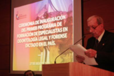 Dr. Luis Ciocca Gómezx, Director del Programa de Especilistas en Odontología Legal y Forense