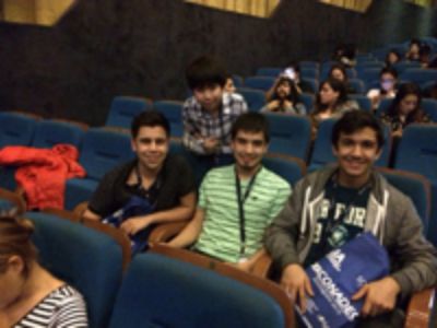 En el Teatro Municipal de Antogafasta,estudiantes de Segundo Año, Benjamín Quintana, Nelson Norambuena y Benjamín Arenas