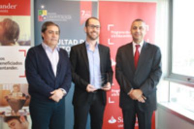 Decano Jorge Gamonal, Dr. Ricardo Fernandez-Ramires y Pablo Lama