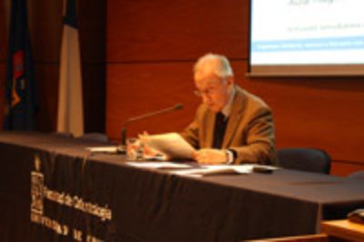 Prof. Paulino Varas Alfonso, académico de la Facultad de Derecho de la Universidad de Chile
