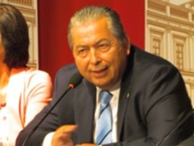 Prof. Raúl Morales, académico de la Facultad de Ciencias.