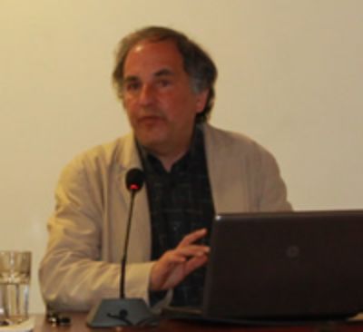 El Prof. Edwin Zaccai, Director del Centro de Estudio para el Desarrollo Sostenible de la U. Libre de Bruselas fue uno de los expositores.
