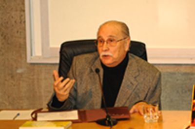 Pedro Maldonado, profesor del Instituto de Asuntos Públicos y la FCFM de la U. de Chile