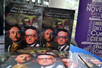 Este lunes 29 de septiembre se lanzó el libro "¡Viva la verdadera amistad! Franco y Allende, 1970-1973" de la profesora del IEI María José Henríquez.