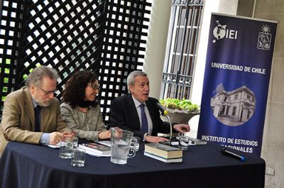 La actividad fue presidida por el Rector Ennio Vivaldi y contó con la presencia del Embajador de España en Chile, Carlos Robles, el Director del IEI, Walter Sánchez.