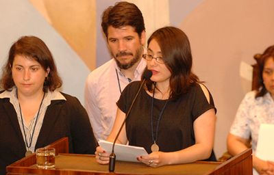En representación de los nuevos doctores de la Universidad de Chile Ariadna Biotti Silva ofreció un discurso.