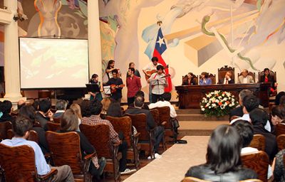 La nueva Presidenta de la FECh afirmó que la organización y movilización serán la clave para construir un Chile donde no exista discriminación, un Chile justo, solidario y democrático.