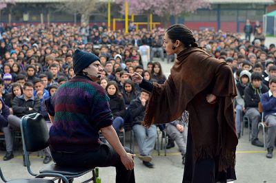 Más de ocho mil estudiantes presenciaron la obra del Teatro Nacional Chileno durante 2014