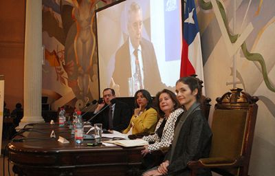 La Ministra de Desarrollo Social, María Fernanda Villegas, y el Rector de la Universidad de Chile Ennio Vivaldi, presidieron el encuentro.