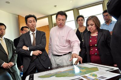 El Vicepresidente del Senado, Juan Carlos Letelier, destacó que la colaboración de la Universidad de Tsukuba en proyectos estratégicos como el de Laguna Carén, sería de gran valor.