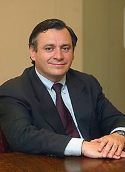 El profesor Pablo Ruiz-Tagle