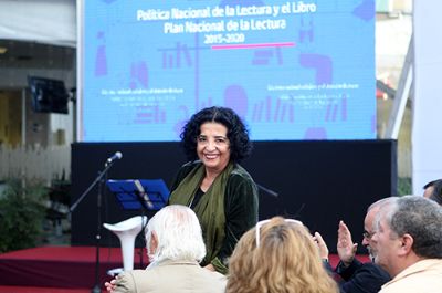 La vicerrectora Faride Zeran, cuya unidad organizó el "Parlamento del Libro y la Palabra". 