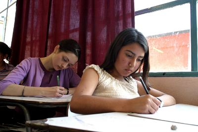 Los cursos e-learning para la enseñanza de la PSU son parte del Programa de Educación Continua para el Magisterio (PEC) de la Universidad de Chile. 