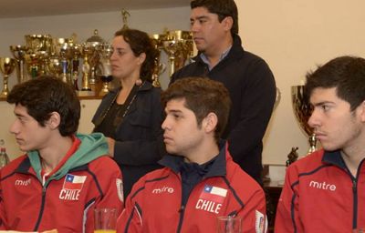Los estudiantes pertenecen a la delegación de Chile, en la que también estarán alumnos de instituciones públicas y privadas de nuestro país.