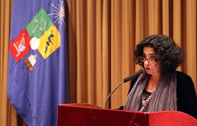 La Vicerrectora de Extensión y Comunicaciones, Faride Zeran, destacó que Chile es uno de los cinco países que penalizan el aborto en toda circunstancia.
