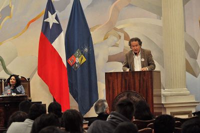 El director de la División de Educación Superior del Ministerio de Educación Francisco Martínez destacó que el Programa se hace cargo de la vinculación entre la educación secundaria y superior.
