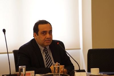 Enrique Manzur, Vicerrector de Asuntos Económicos y Gestión Institucional