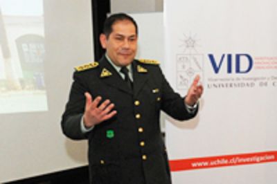 El Coronel Tulio Arce, director nacional de Gendarmería de Chile. 