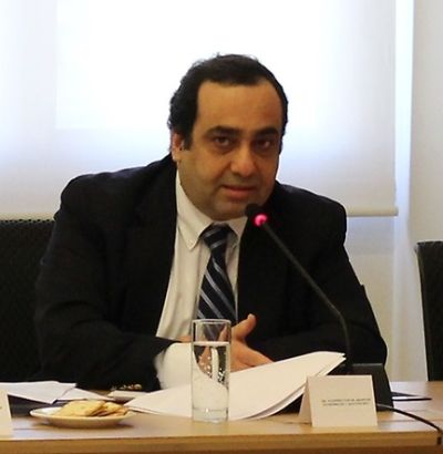 Prof. Enrique Manzur, Vicerrector de Asuntos Económicos y Gestión Institucional