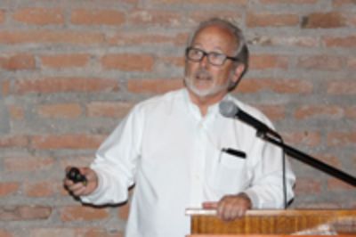 El Coordinador de la Red Transdisciplinaria sobre Envejecimiento, Benjamín Suárez. 