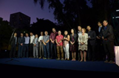 Los jefes de deportes entregaron el reconocimiento a estudiantes destacados de cada unidad académica. Noche del Deporte Azul 2015