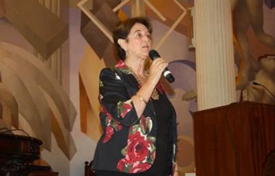 La directora del Centro de Buen Trato de la U. Católica, la psicóloga Ana María Arón