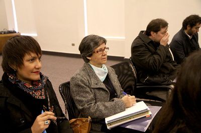 Directores de Extensión de diversas unidades académicas de la Universidad de Chile participaron del encuentro este jueves 28 de abril.
