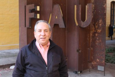 Álvaro Fischer, coordinador de Educación Continua de la FAU