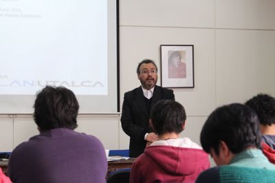 Mario Matus, coordinador de las jornadas de Historia Económica en el encuentro realizado en la Facultad de Filosofía y Humanidades.