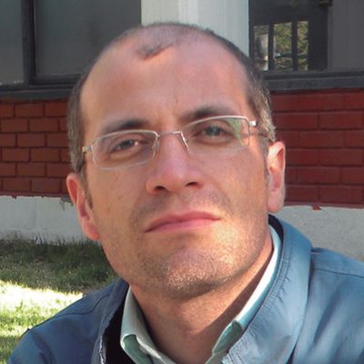 Cristián Torres, académico de la Facultad de Ciencias Veterinarias y Pecuarias.