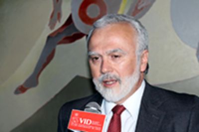 El Director de Innovación U. de Chile, Edgardo Santibáñez. 