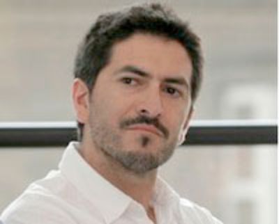 Luis Campos, académico de la Facultad de Arquitectura y Urbanismo e investigador del Instituto de la Vivienda.